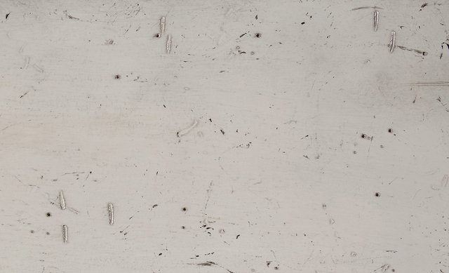 HD642 - Ivory